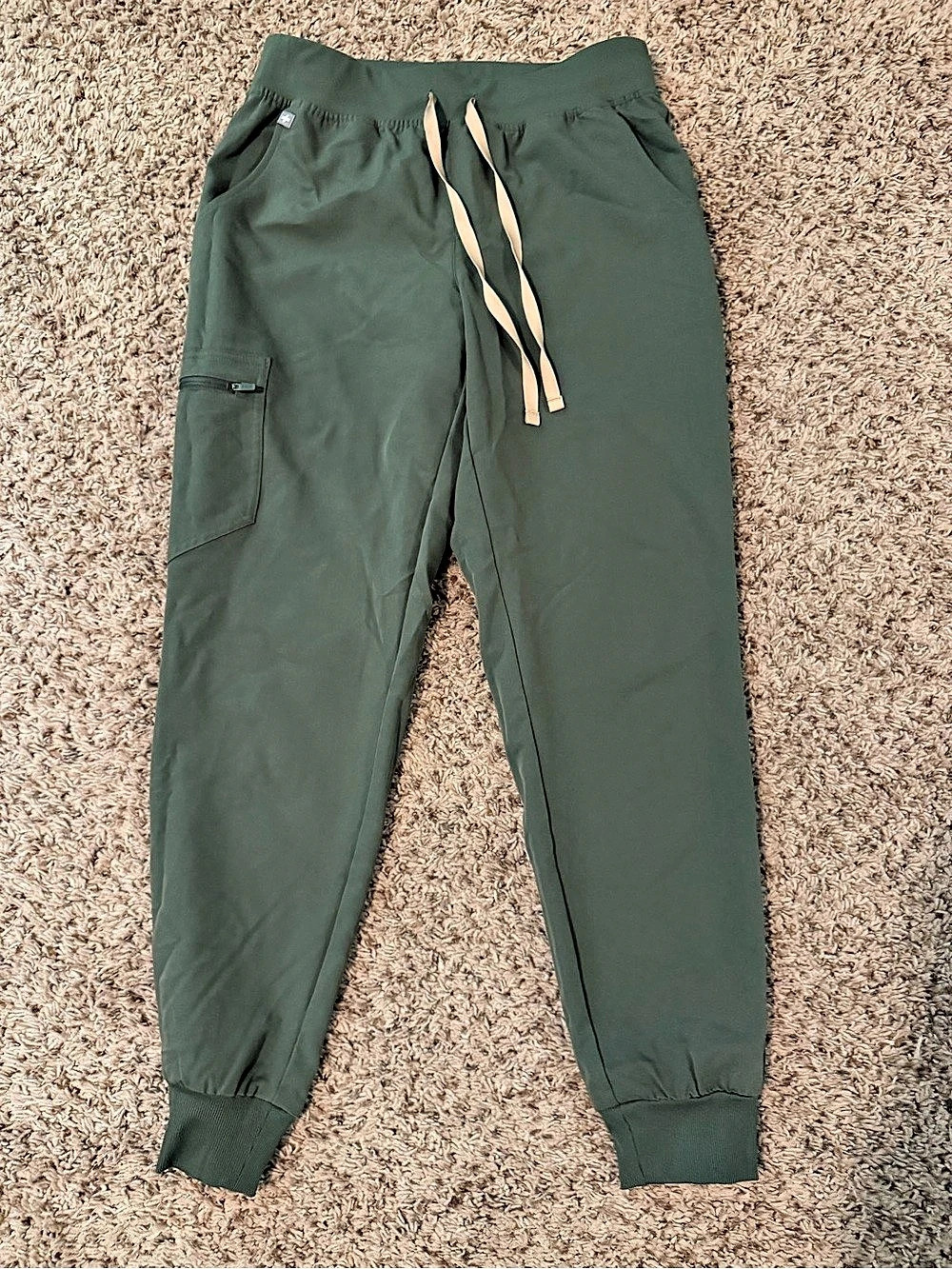 FIGS Zamora Jogger Scrub Pants Green
